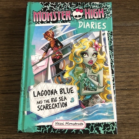 Monster High Diaries: Lagoona Blue and the Big Sea Scarecation hardback book - Picture 1 of 3